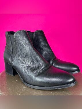 Iris & Ink Savea Black Leather Almond Toe Block Heel Chelsea Boot EU 38